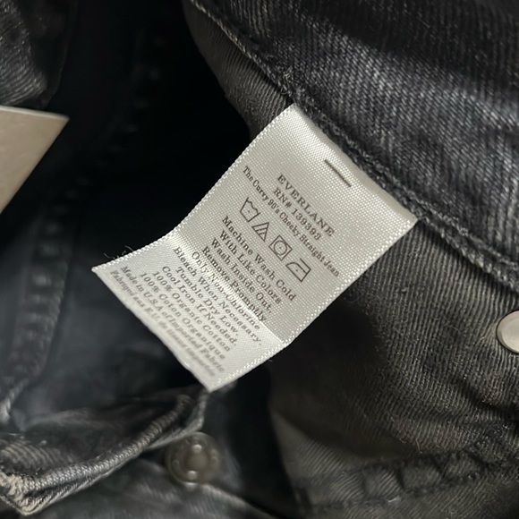 NWT Everlane The 90’s Curvy Cheeky Jeans in Washed Black Size 28 Ankle - Picture 10 of 14